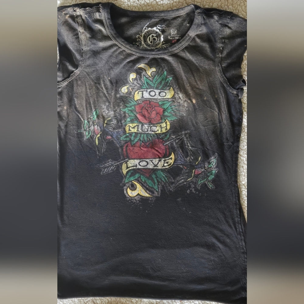 GAP Womens Black Tee with Red and Green Too Much Love Graphic Y2k XS